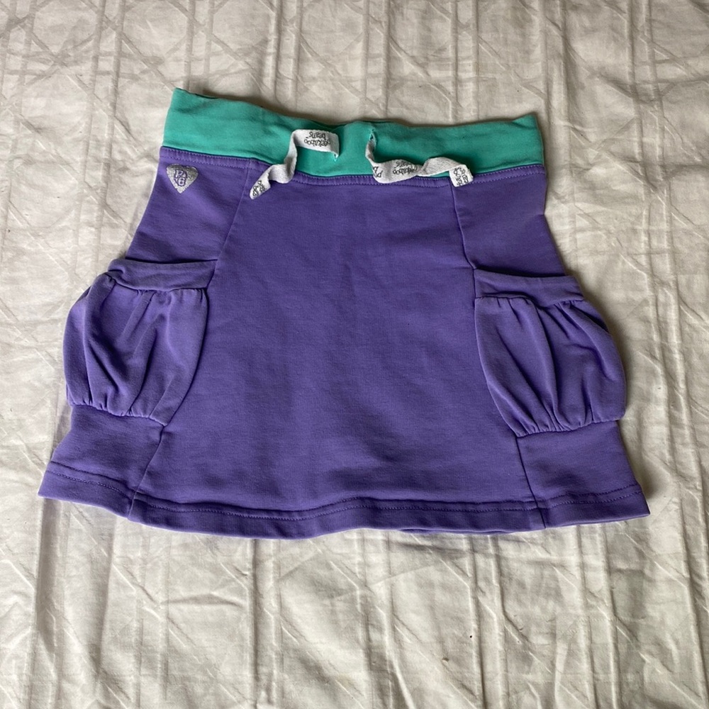 Toddler skirt with pockets